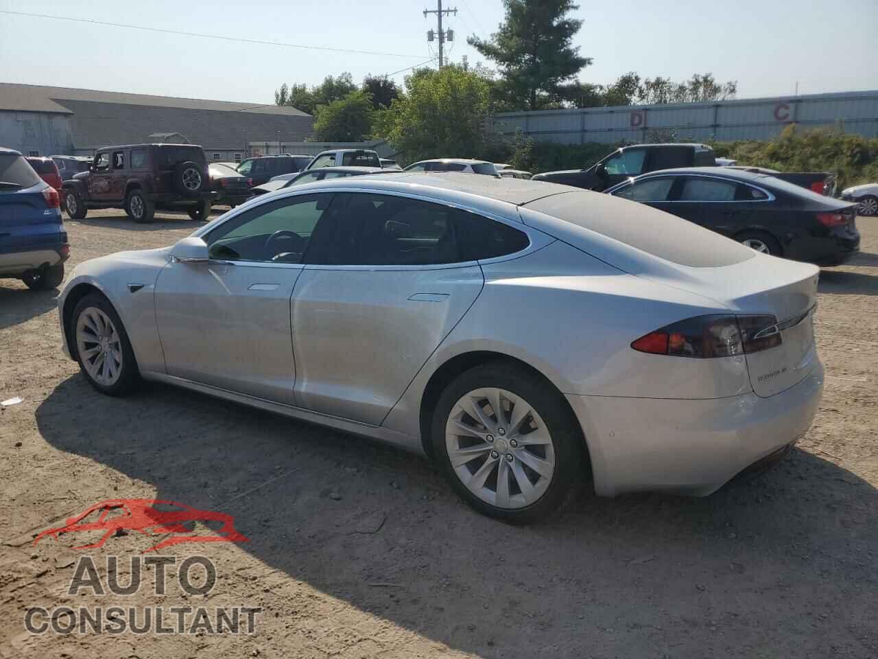 TESLA MODEL S 2017 - 5YJSA1E27HF185120