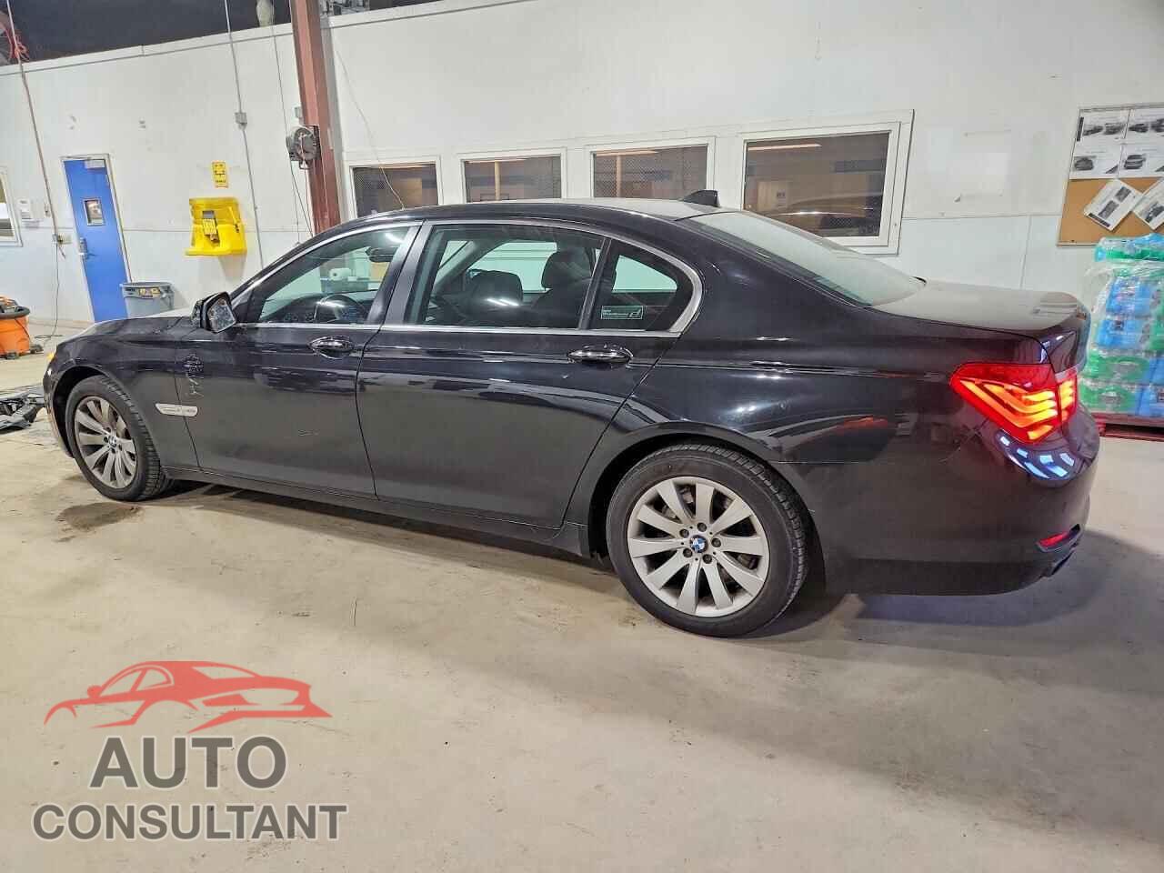 BMW 7 SERIES 2011 - WBAKC8C51BC433489