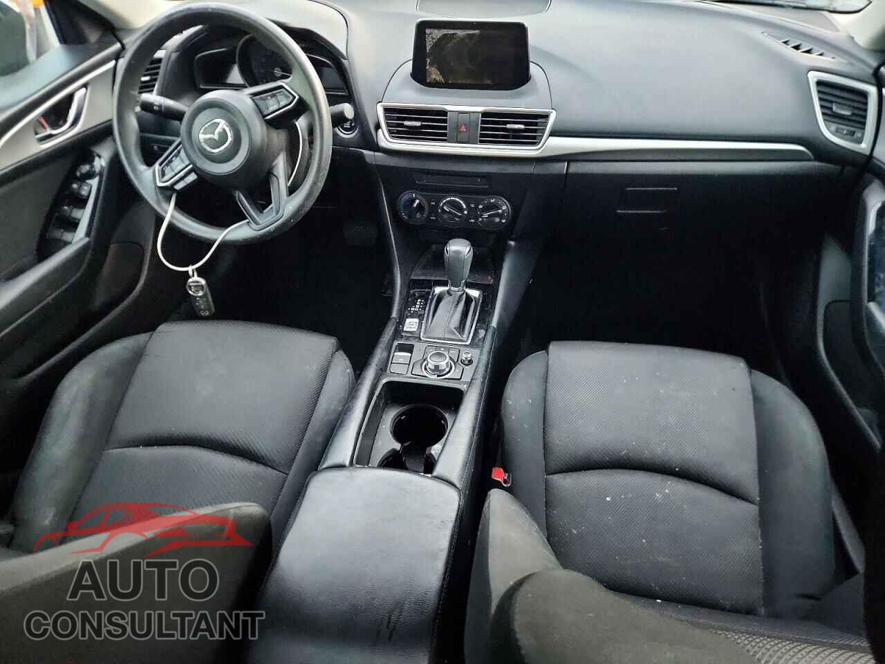 MAZDA 3 2017 - 3MZBN1U71HM108589