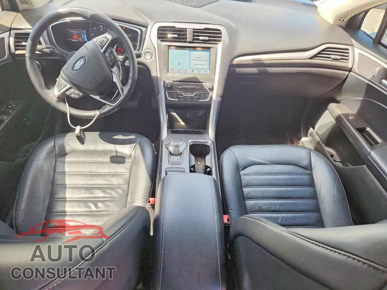 FORD FUSION 2017 - 3FA6P0PU2HR329380