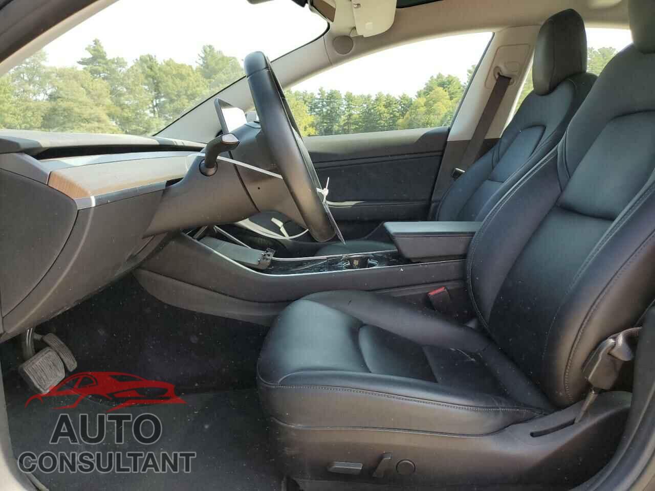 TESLA MODEL 3 2018 - 5YJ3E1EA7JF017757