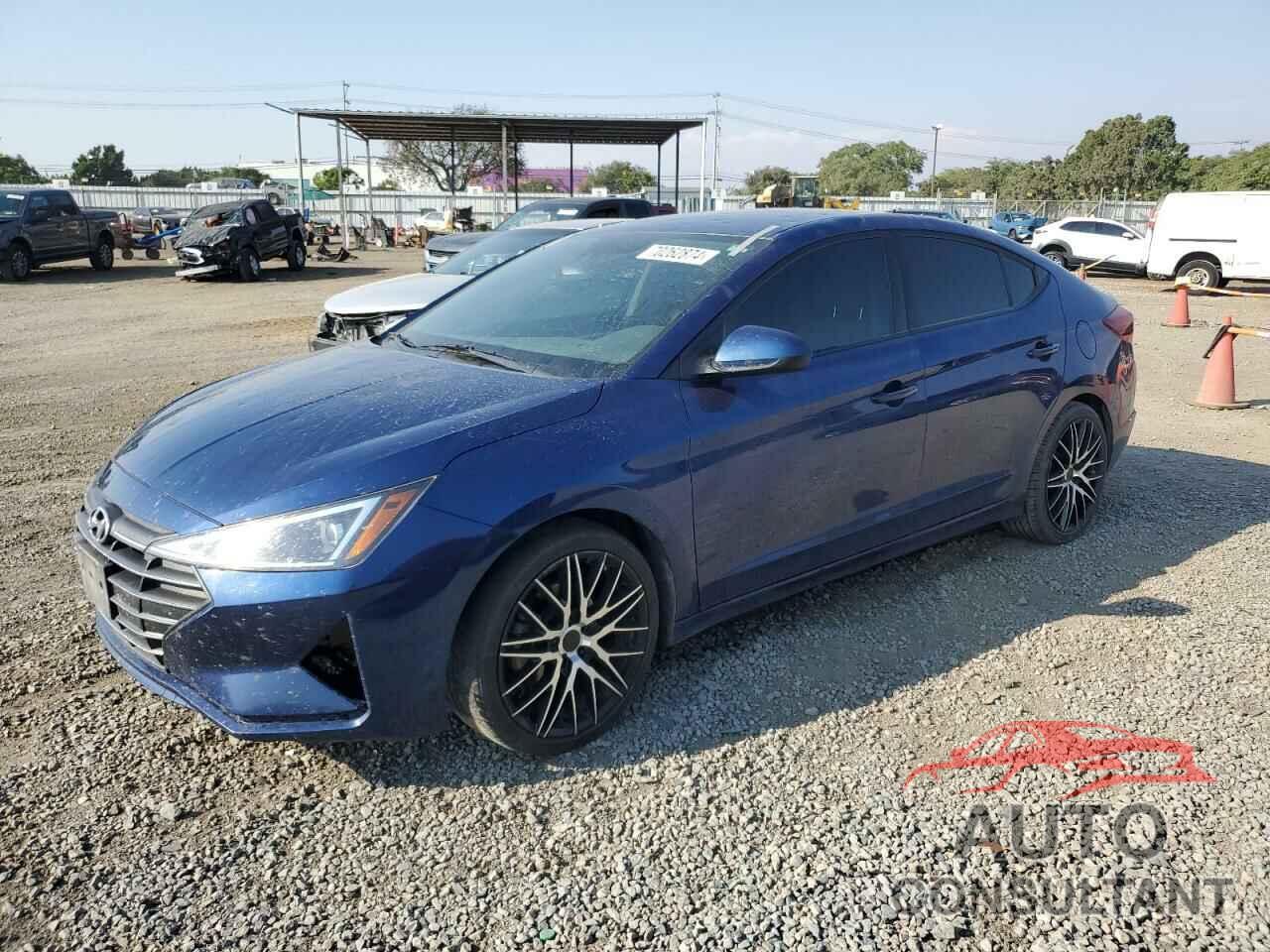 HYUNDAI ELANTRA 2020 - 5NPD84LF8LH560776