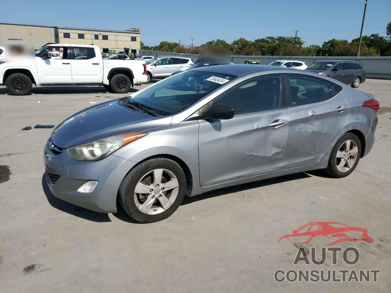 HYUNDAI ELANTRA 2013 - KMHDH4AEXDU737857