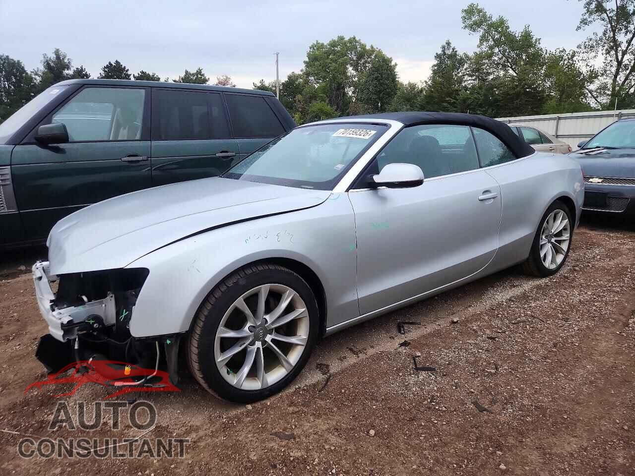 AUDI A5 2013 - WAULFAFH8DN010800