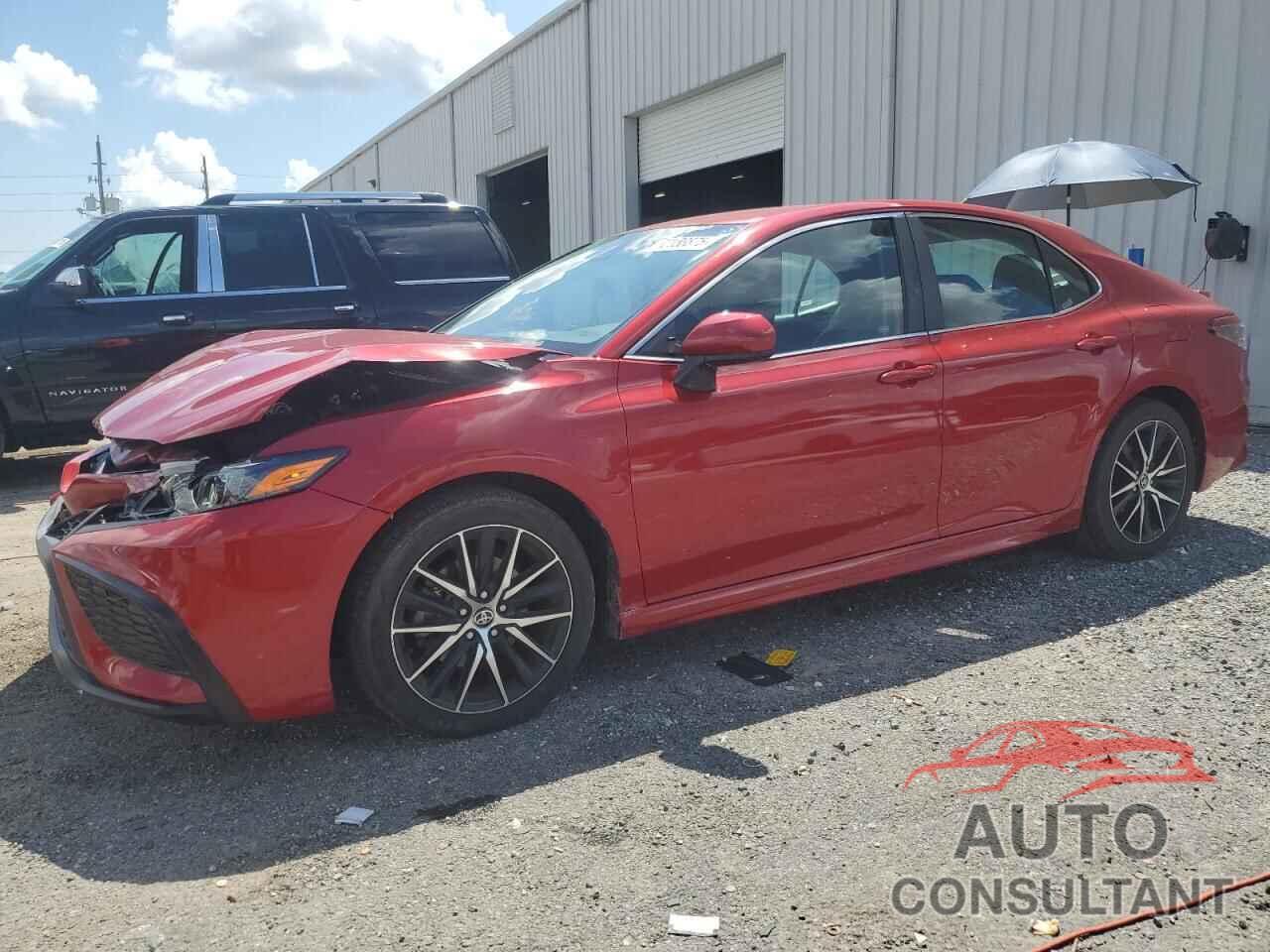 TOYOTA CAMRY 2021 - 4T1G11AK4MU458328