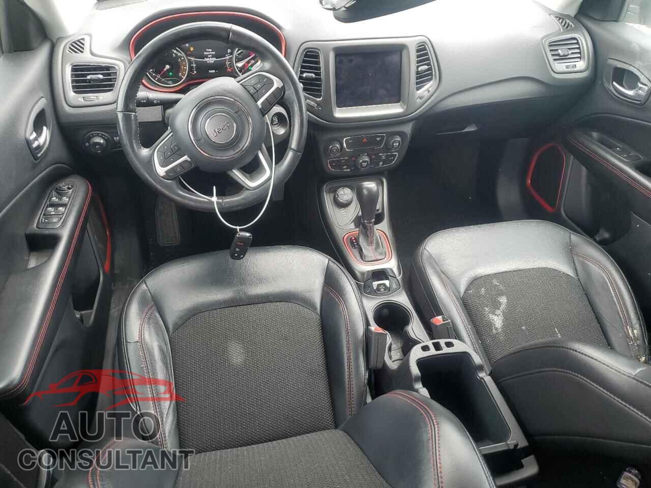 JEEP COMPASS 2020 - 3C4NJDDB1LT111931