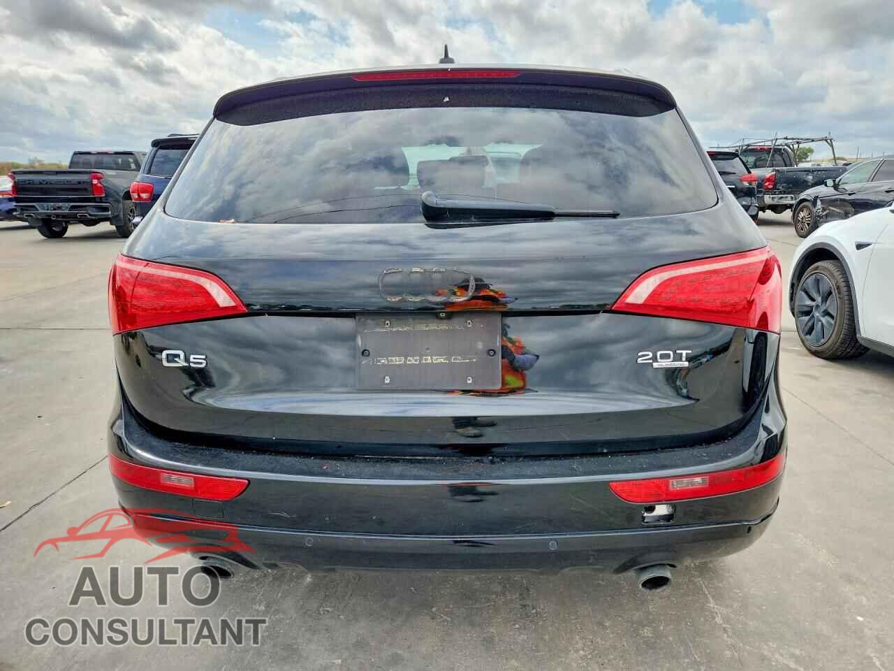 AUDI Q5 2012 - WA1LFAFP2CA137729