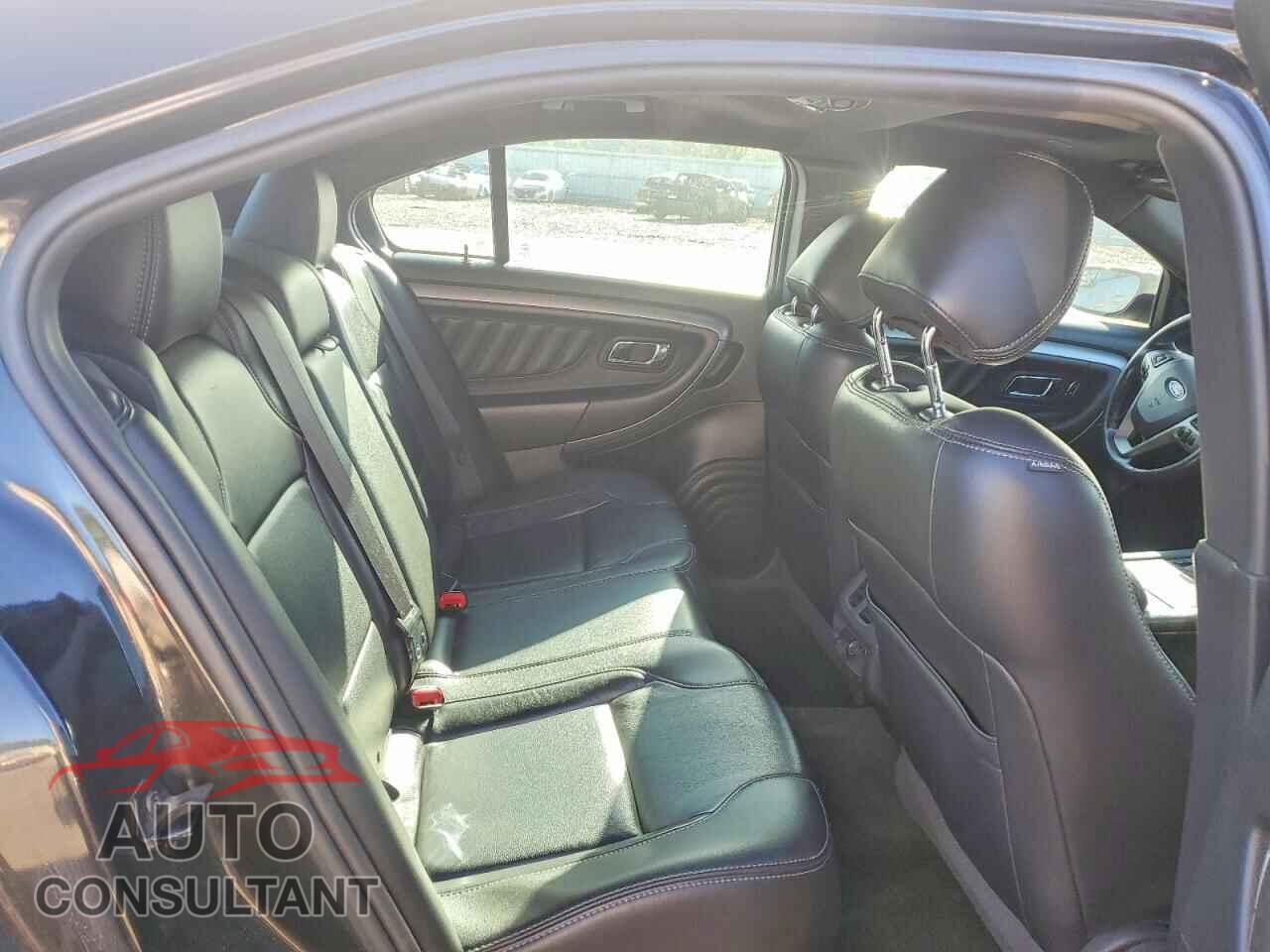 FORD TAURUS 2013 - 1FAHP2E82DG161638
