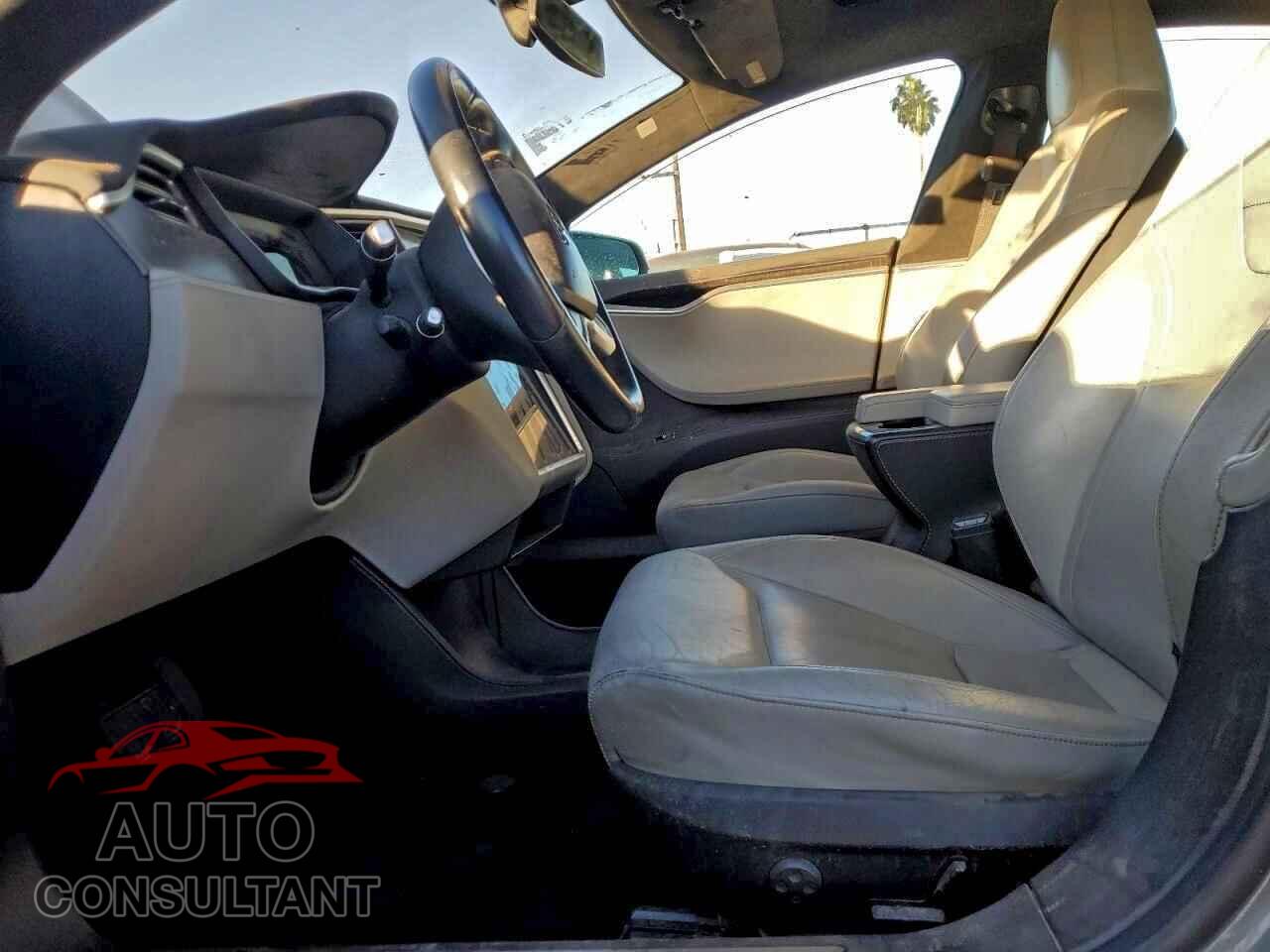 TESLA MODEL S 2015 - 5YJSA1E27FF108602