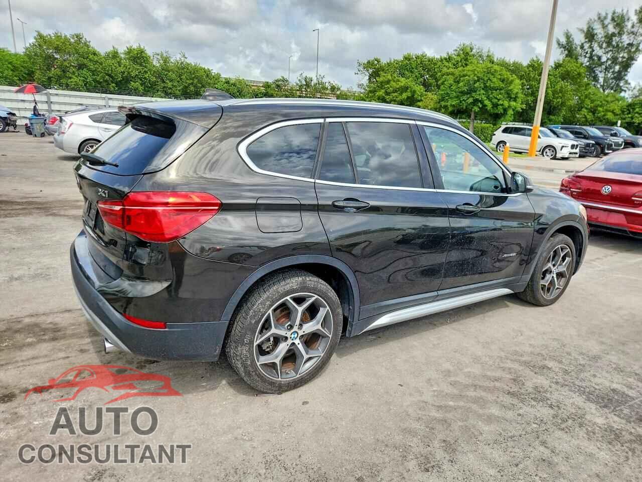BMW X1 2017 - WBXHT3C33H5F70600