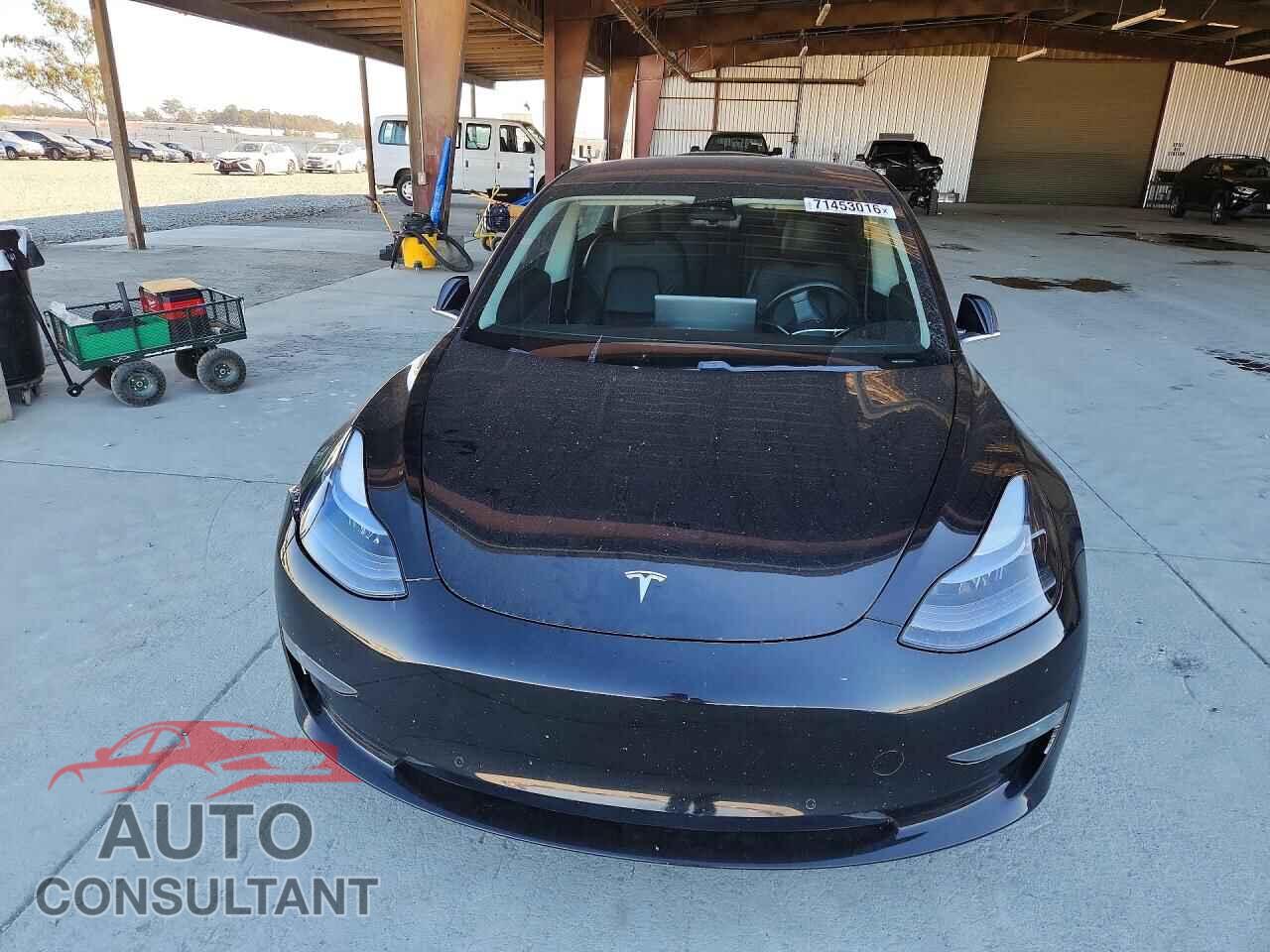 TESLA MODEL 3 2018 - 5YJ3E1EA6JF136383