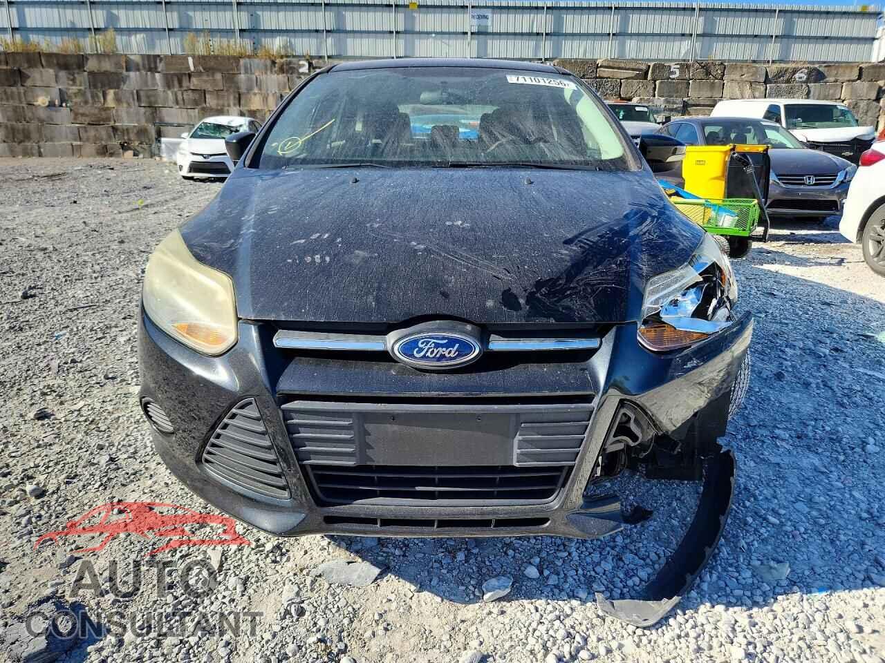 FORD FOCUS 2013 - 1FADP3K26DL175974