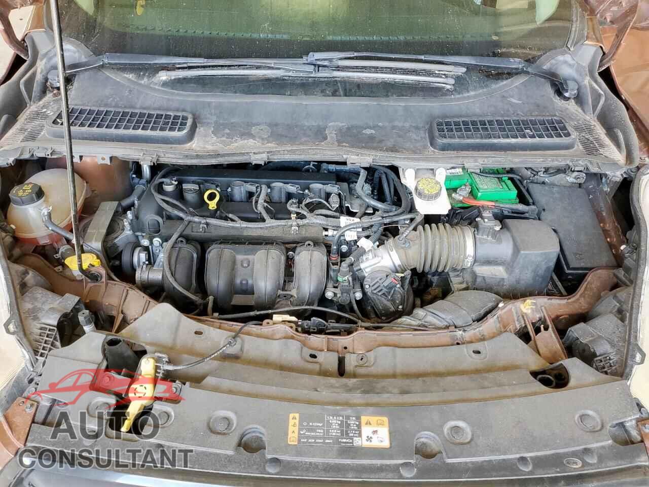 FORD ESCAPE 2017 - 1FMCU0F7XHUE04218