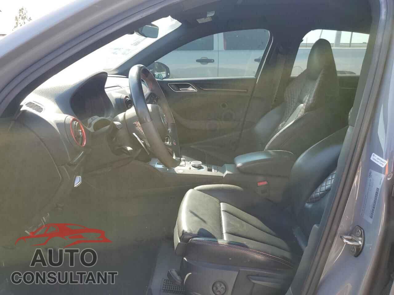 AUDI RS3 2020 - WUABWGFF1LA904534