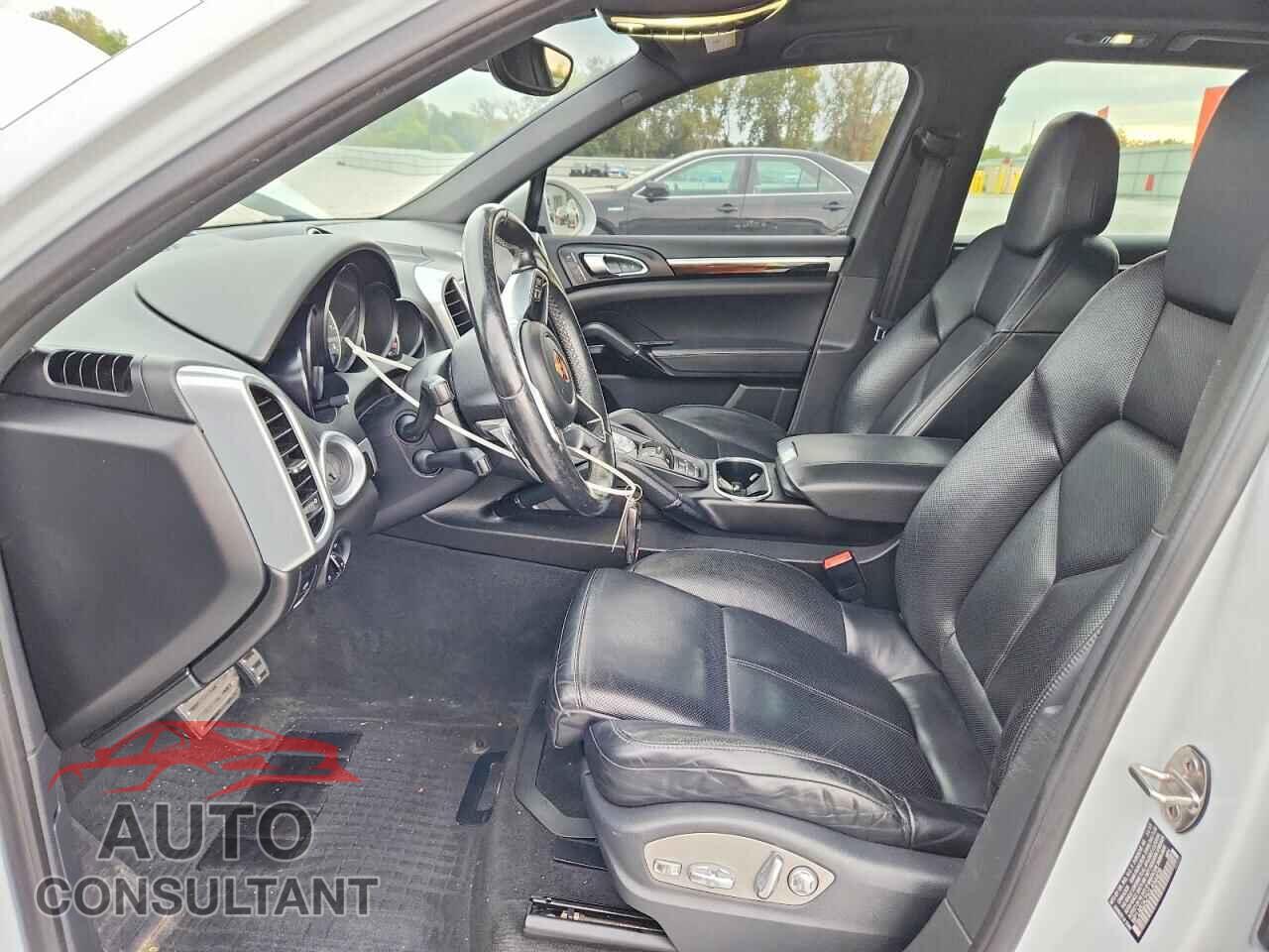 PORSCHE CAYENNE 2016 - WP1AB2A25GLA94409