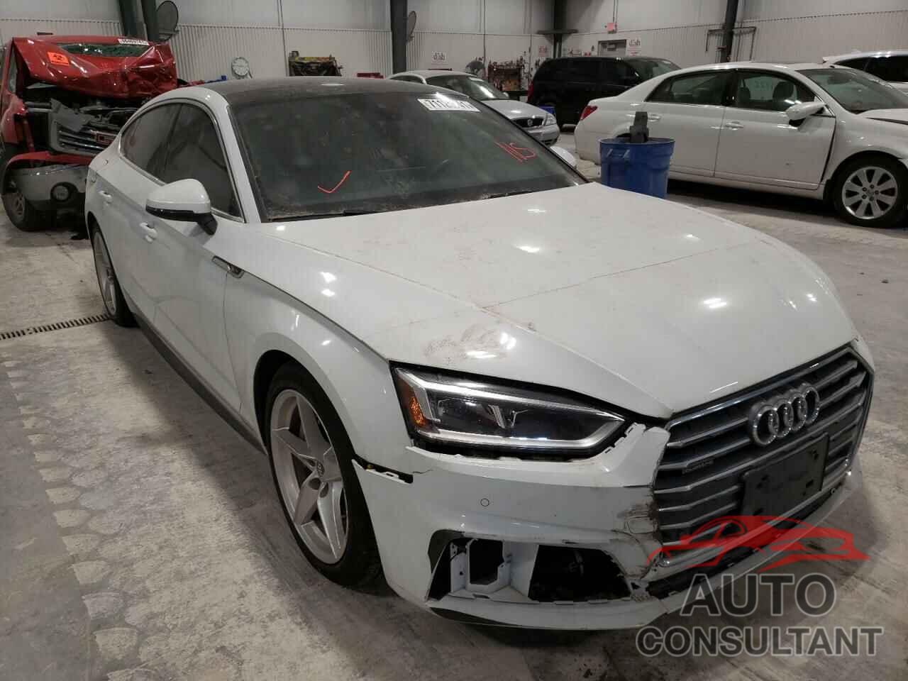 AUDI A5 2018 - WAUENCF51JA013456