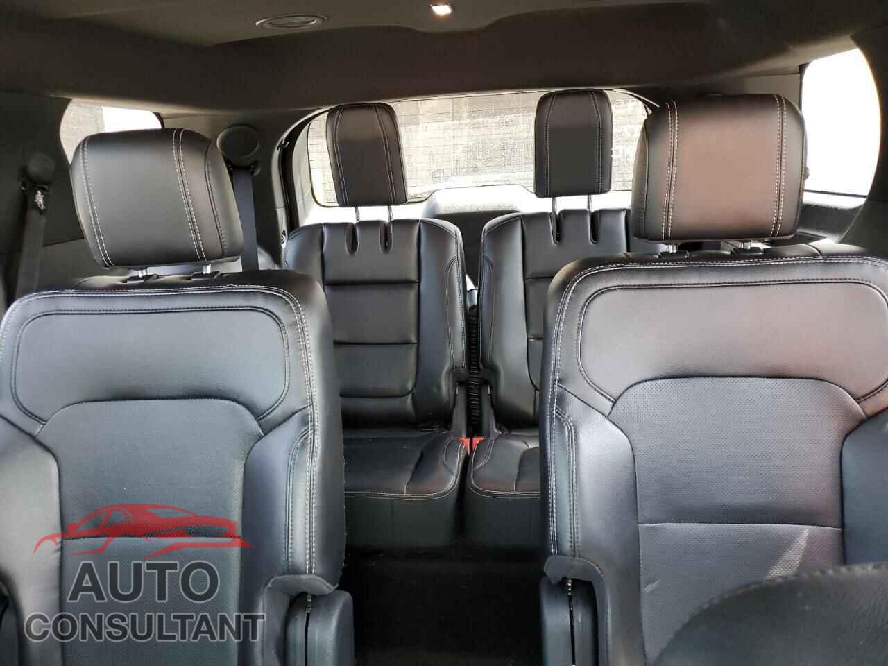 FORD EXPLORER 2018 - 1FM5K8F87JGB55712