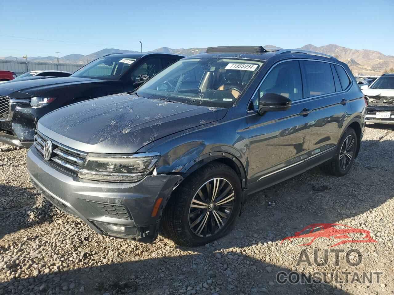 VOLKSWAGEN TIGUAN 2018 - 3VV2B7AX0JM217359