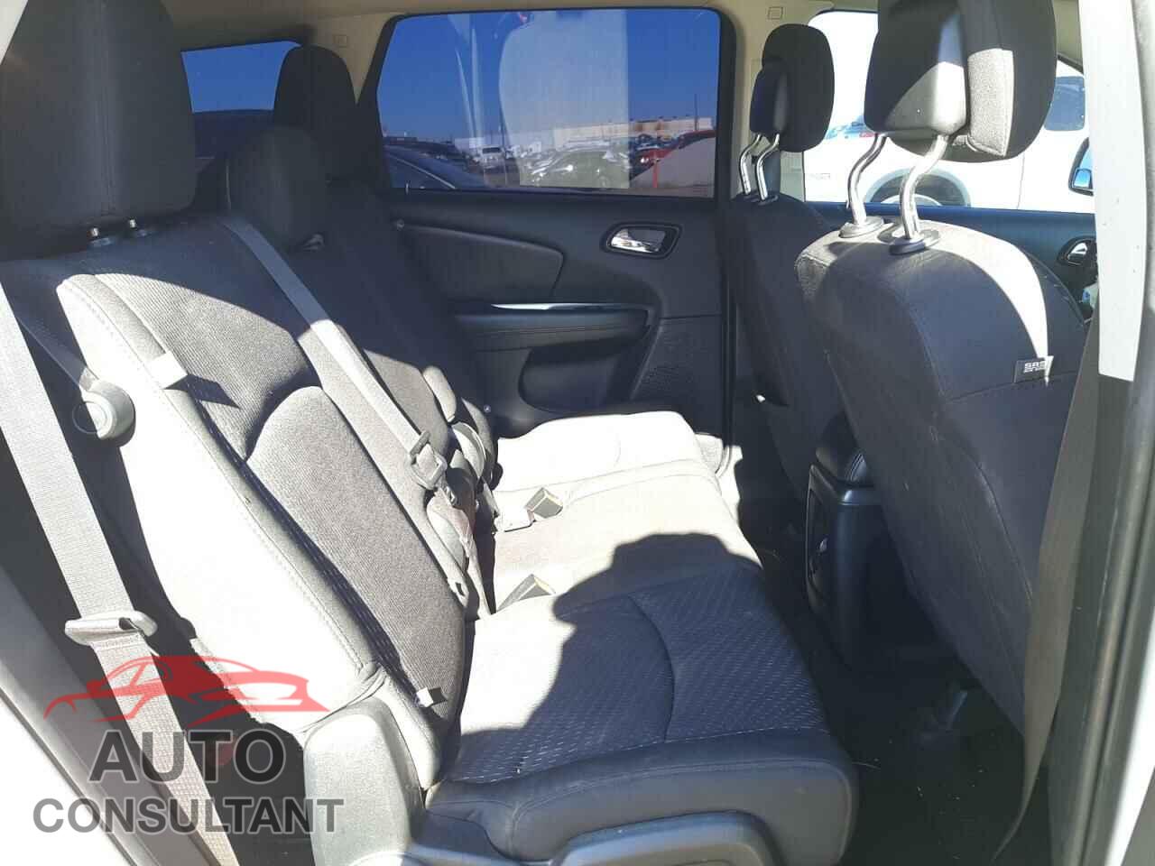 DODGE JOURNEY 2018 - 3C4PDCBG4JT511407