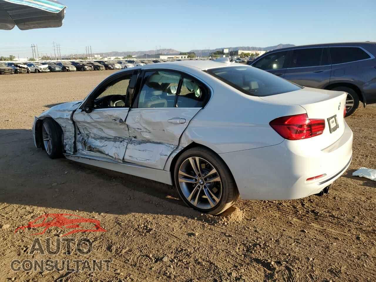 BMW 3 SERIES 2018 - WBA8B9C53JEE82542
