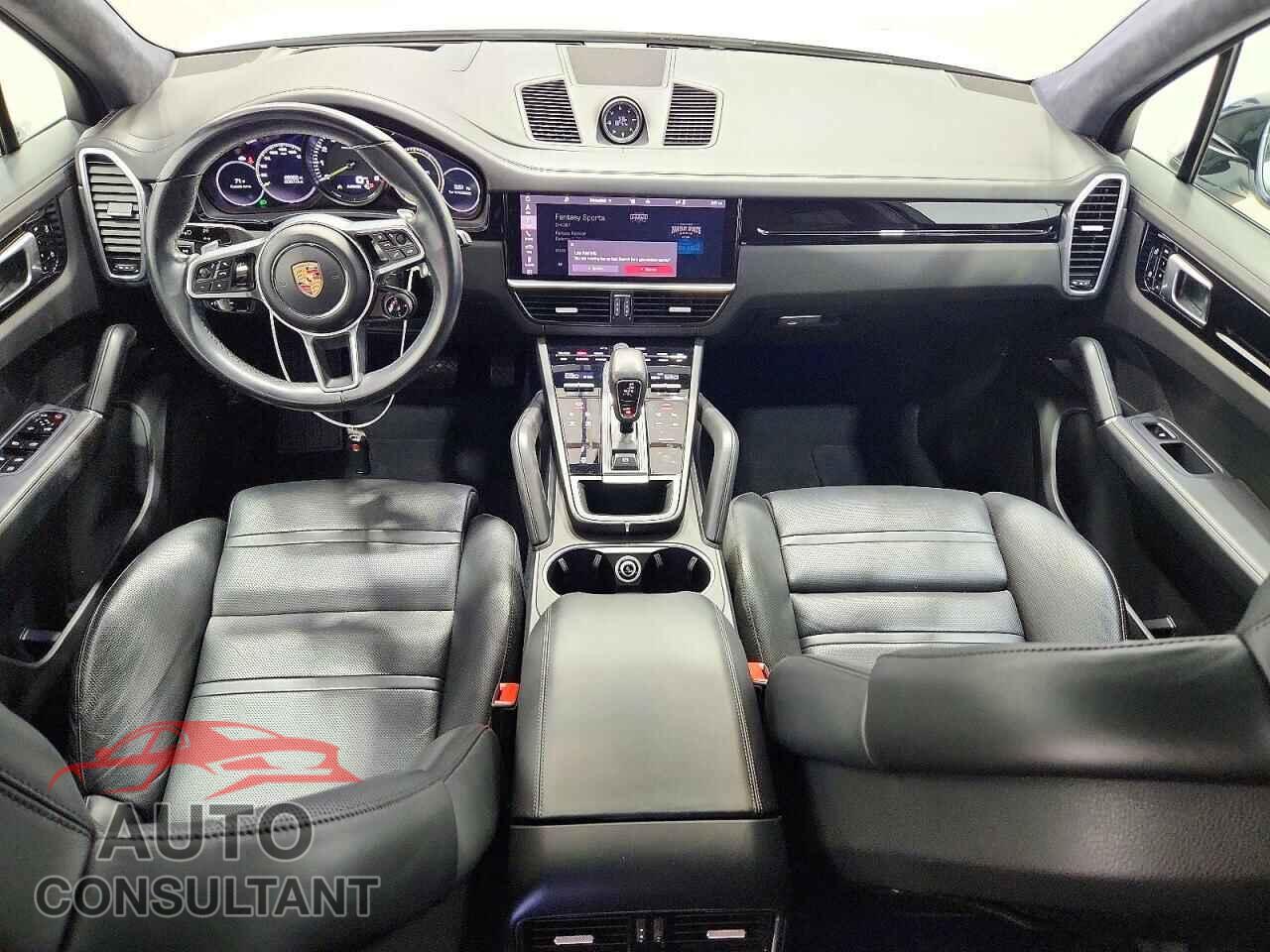PORSCHE CAYENNE 2020 - WP1AE2AY4LDA22570