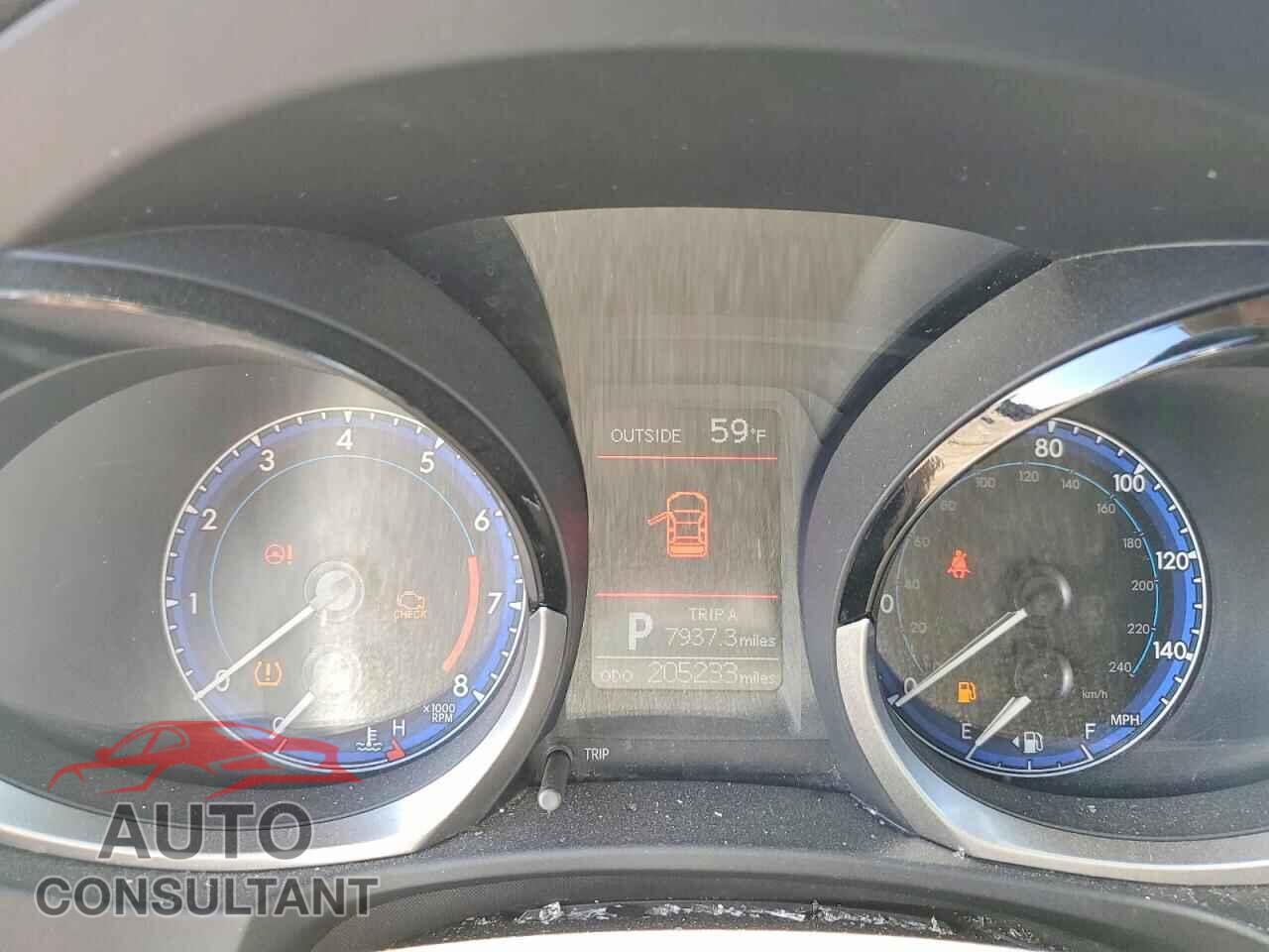 TOYOTA COROLLA 2014 - 2T1BURHEXEC002384
