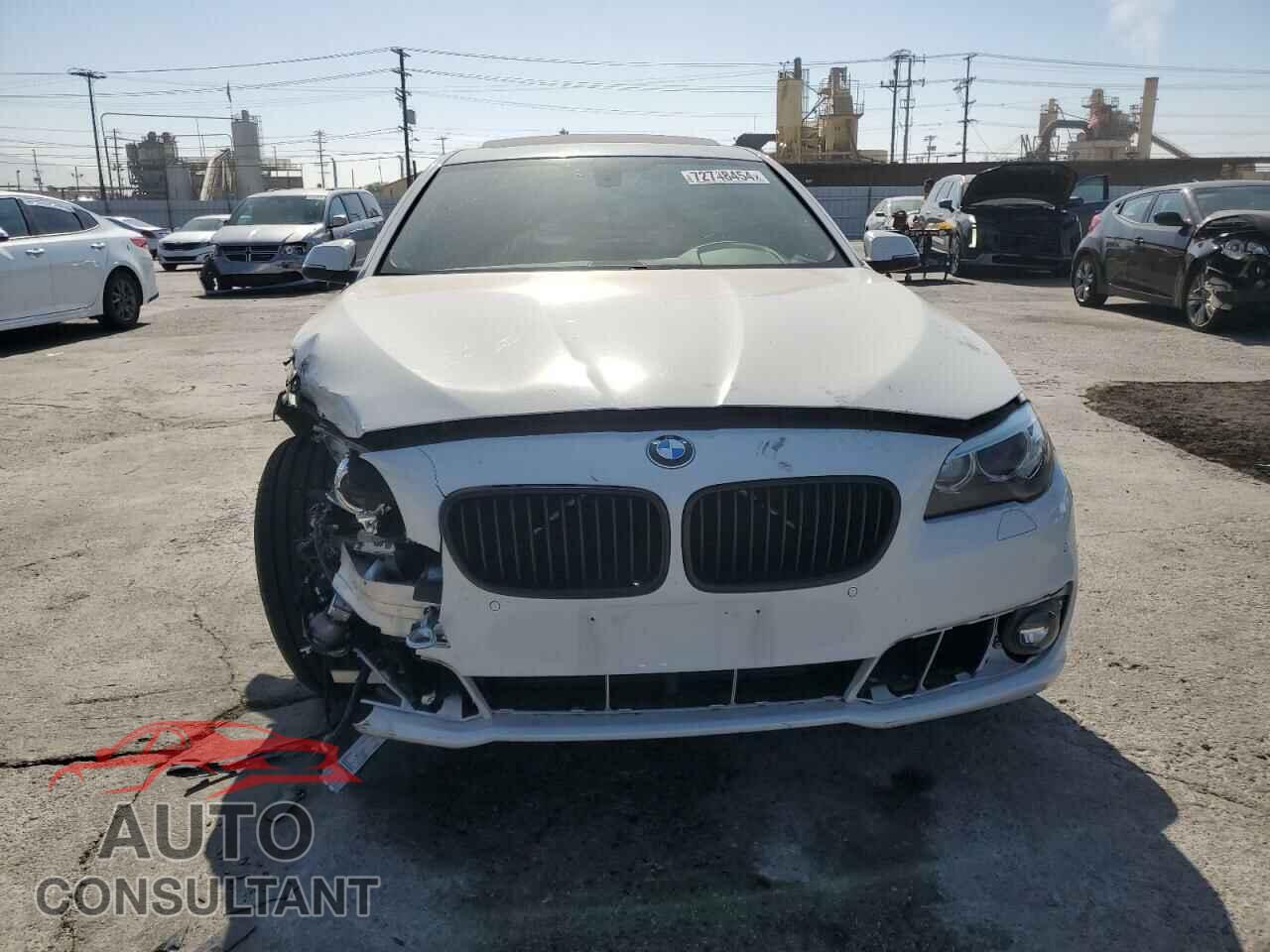 BMW 5 SERIES 2016 - WBA5B1C55GG130982