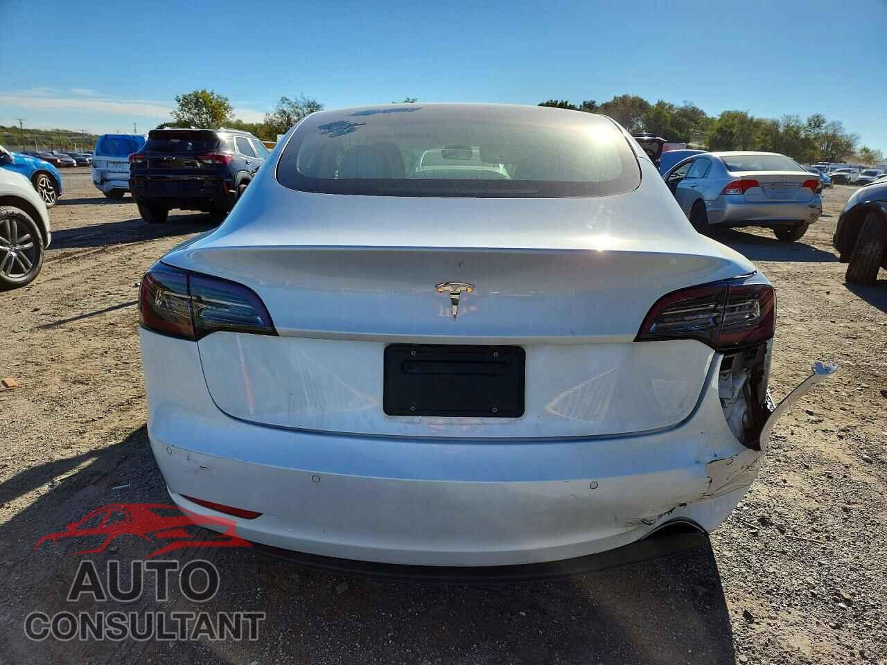TESLA MODEL 3 2020 - 5YJ3E1EA0LF785924