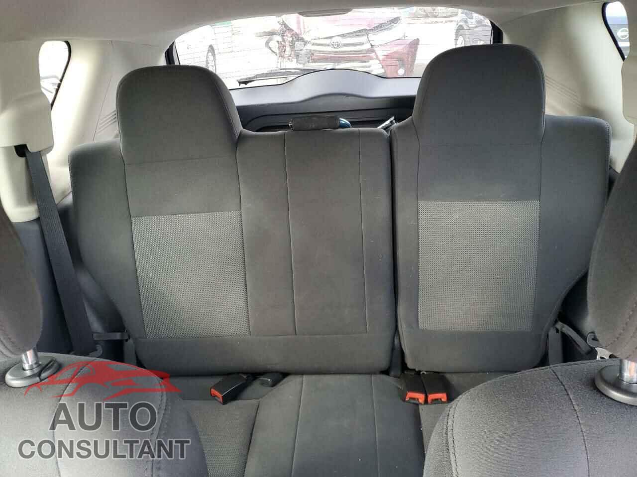 JEEP COMPASS 2011 - 1J4NF1FB9BD188865