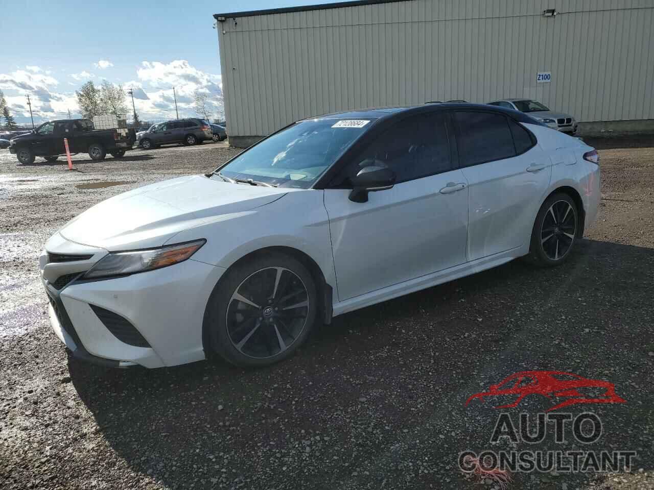 TOYOTA CAMRY 2018 - 4T1BZ1HK2JU010125