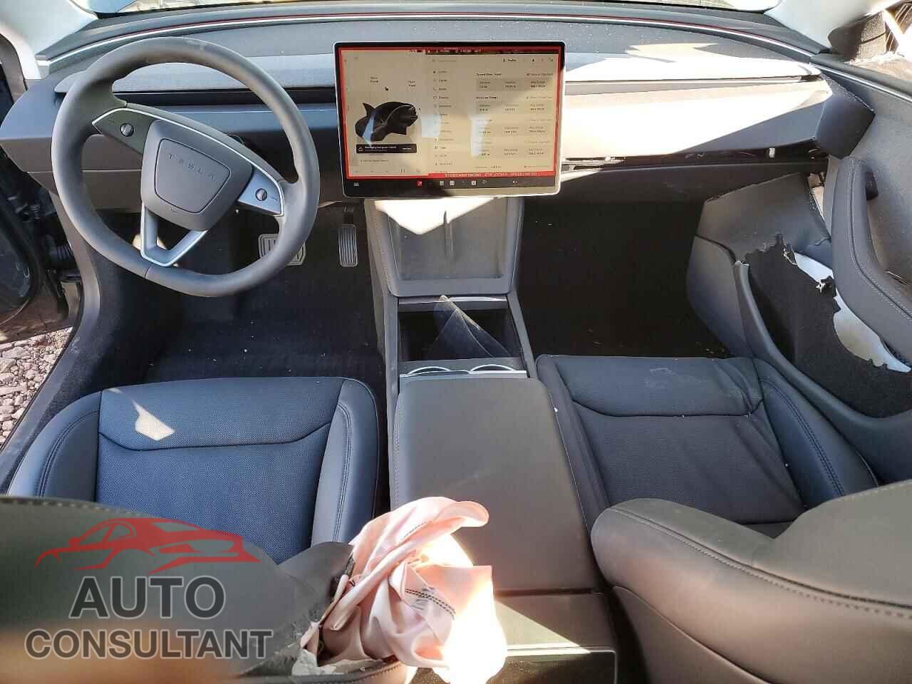 TESLA MODEL 3 2025 - 5YJ3E1EA6SF080592