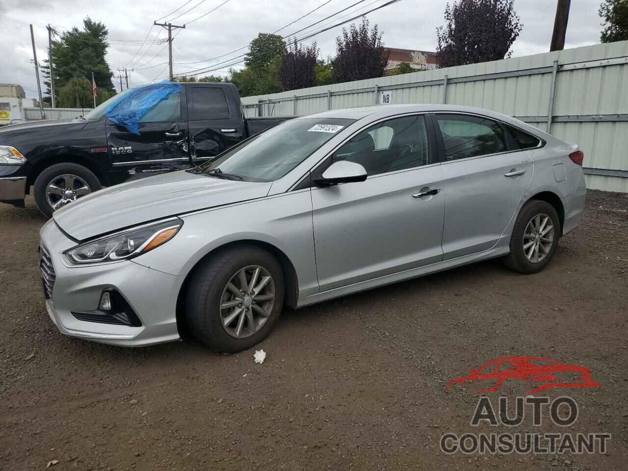 HYUNDAI SONATA 2018 - 5NPE24AF3JH715529