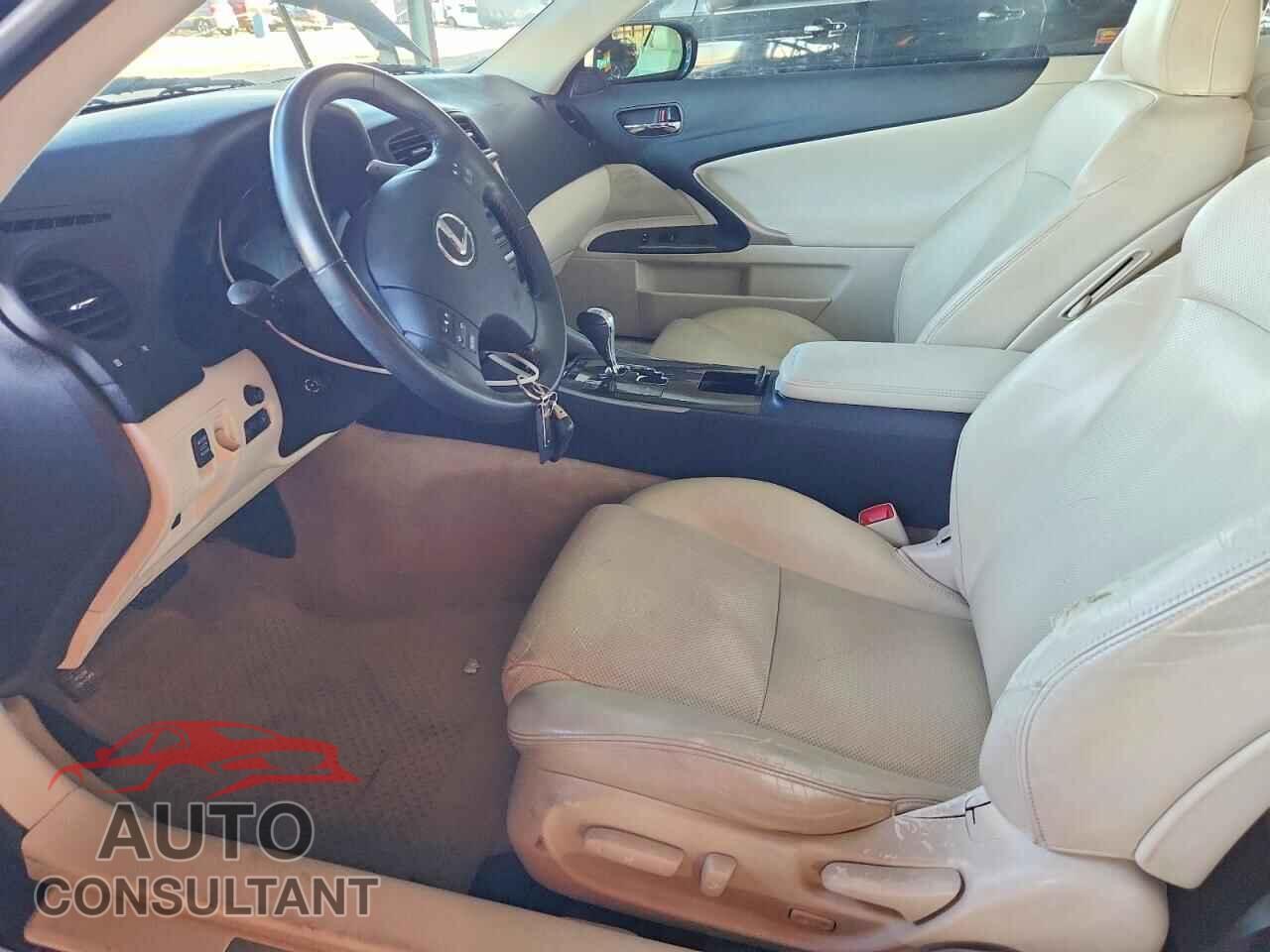LEXUS IS 2010 - JTHFF2C23A2509036