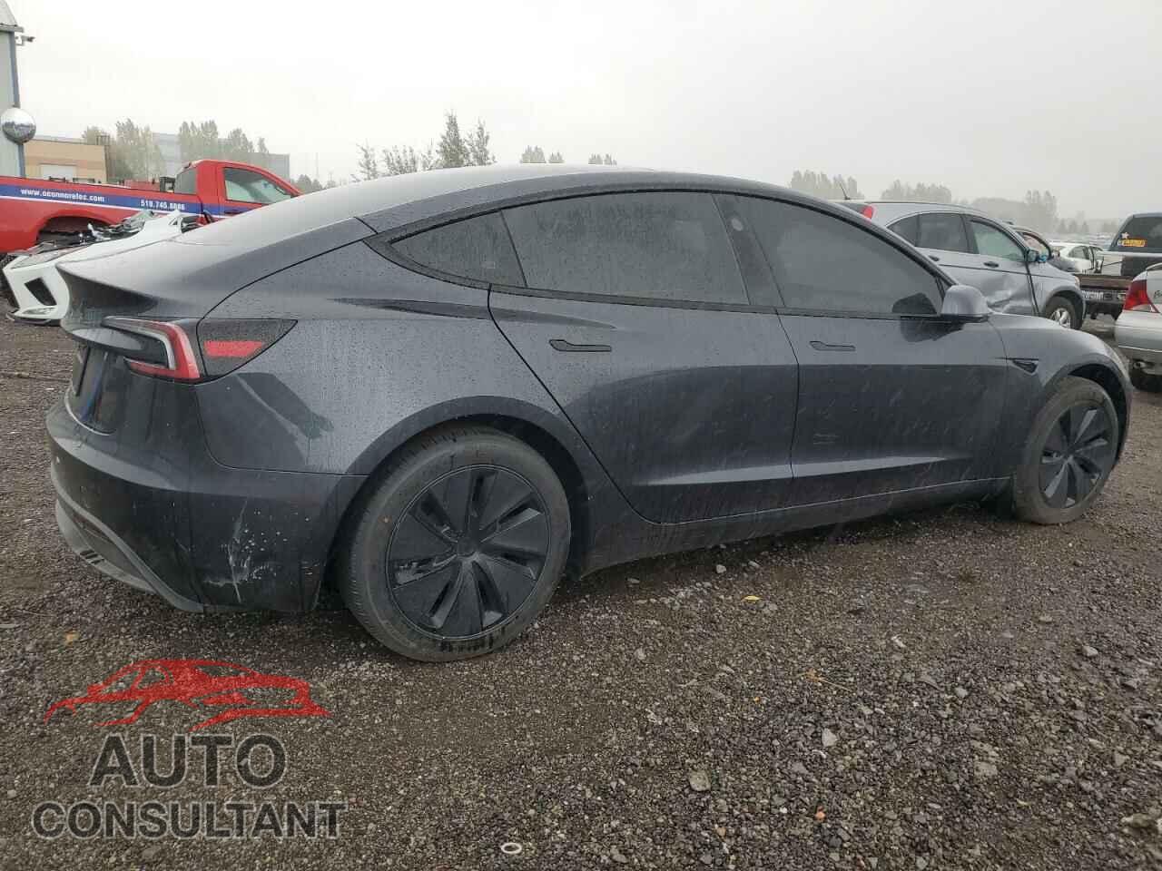 TESLA MODEL 3 2024 - LRW3E7FA8RC094032
