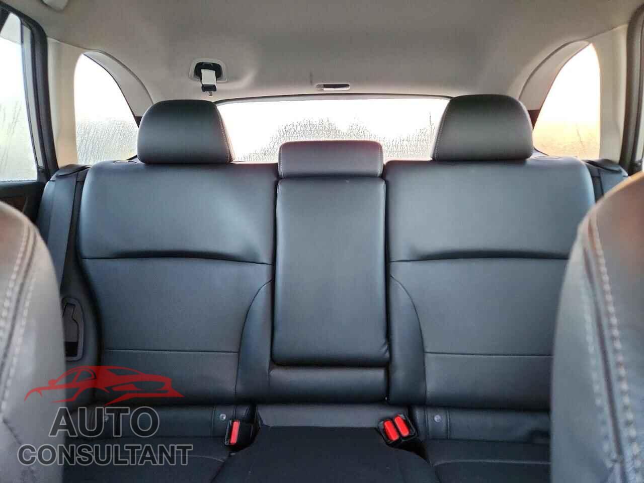 SUBARU OUTBACK 2016 - 4S4BSANC9G3320319
