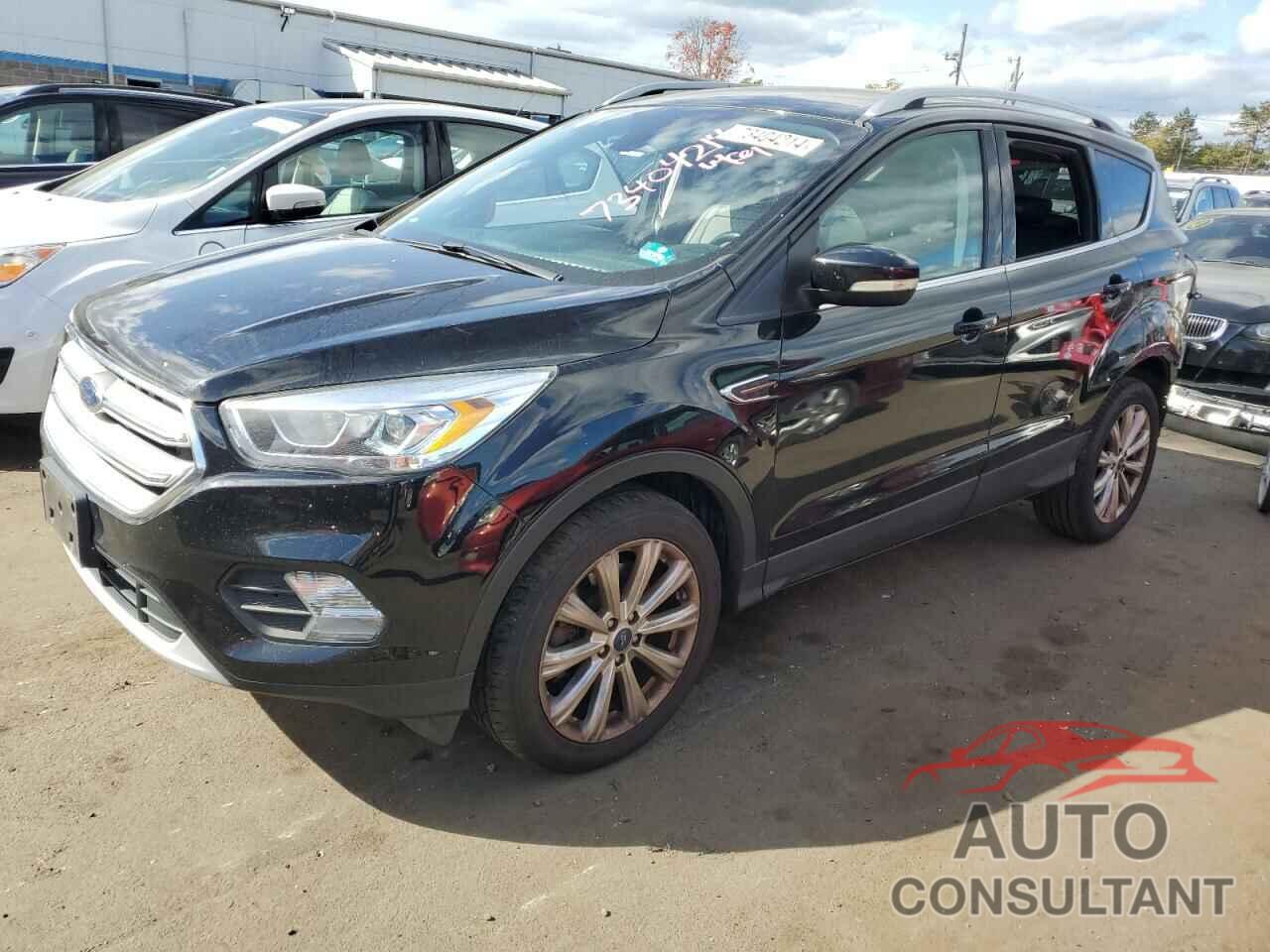 FORD ESCAPE 2017 - 1FMCU9J91HUF09324