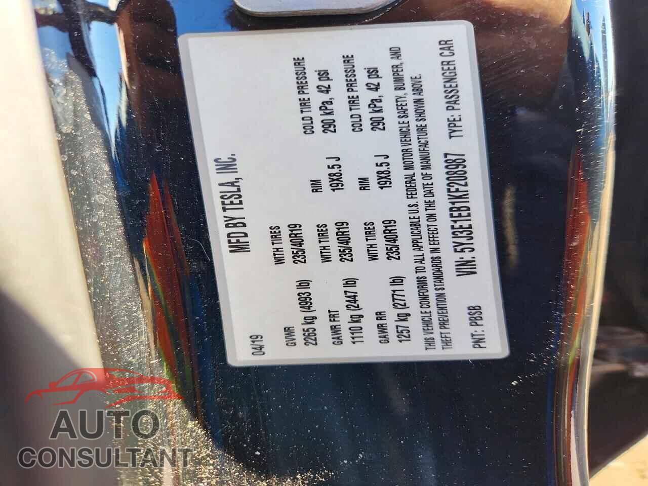 TESLA MODEL 3 2019 - 5YJ3E1EB1KF208987