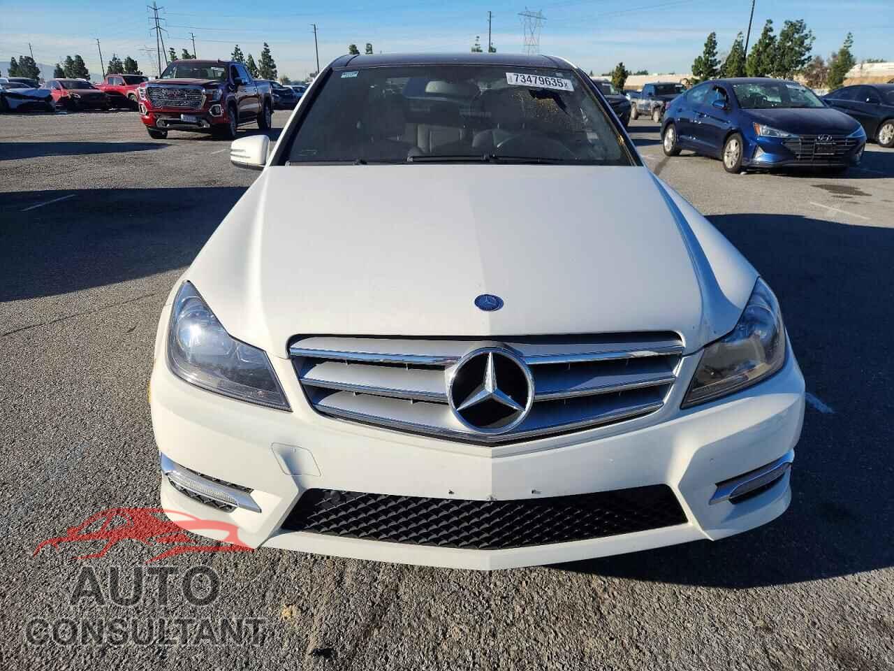 MERCEDES-BENZ C-CLASS 2012 - WDDGF4HB2CF849046
