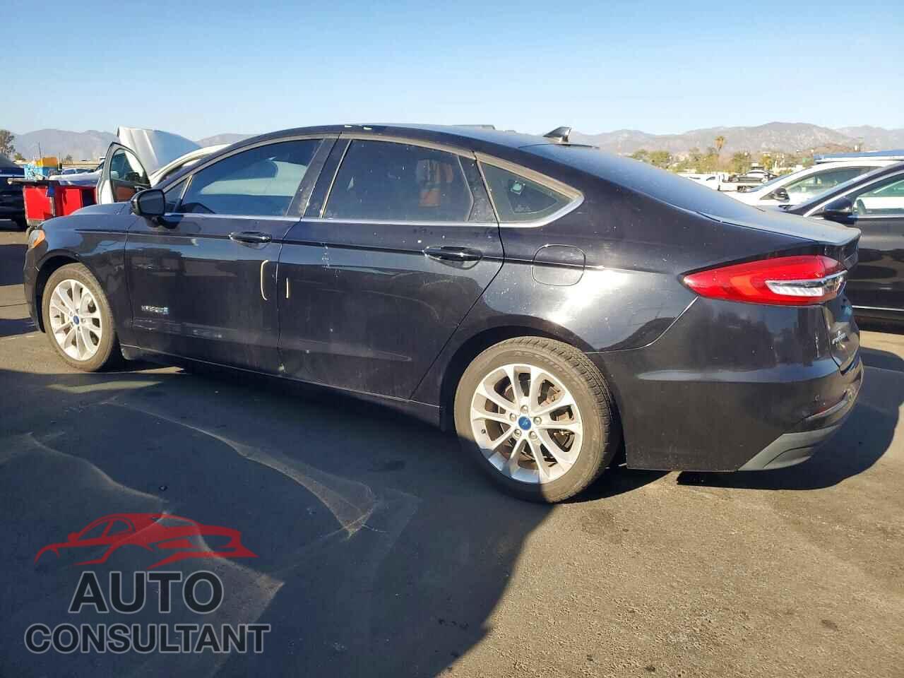 FORD FUSION 2019 - 3FA6P0LU7KR258254