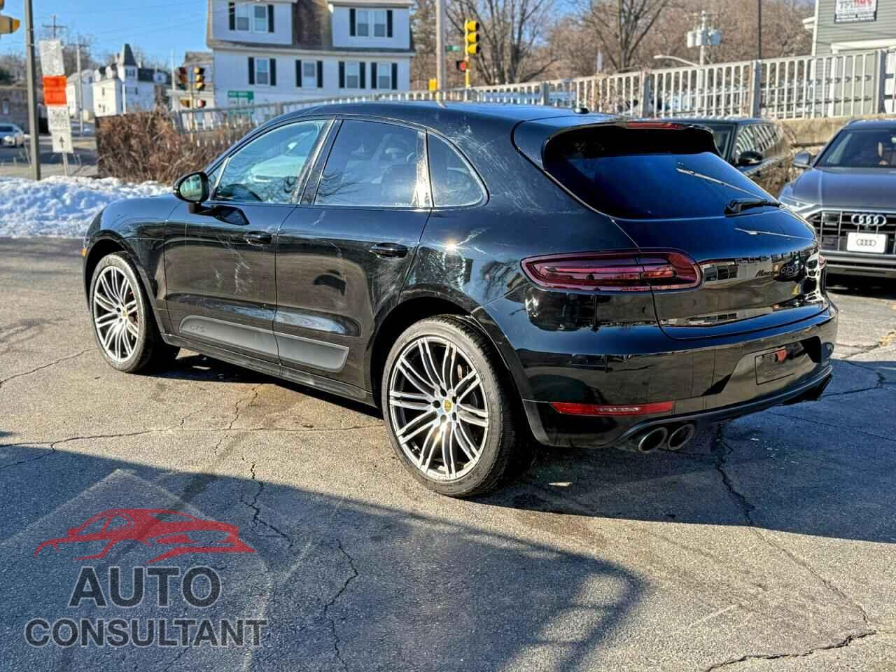 PORSCHE MACAN 2017 - WP1AG2A51HLB55591