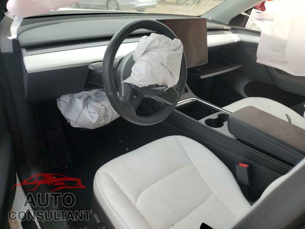TESLA MODEL Y 2023 - 7SAYGDEE5PF623865