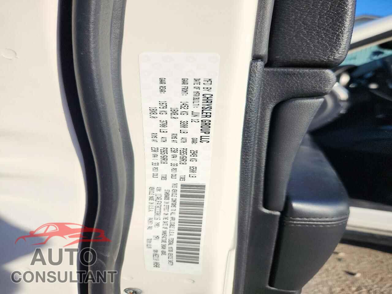 JEEP CHEROKEE 2012 - 1C4RJFAT8CC330116