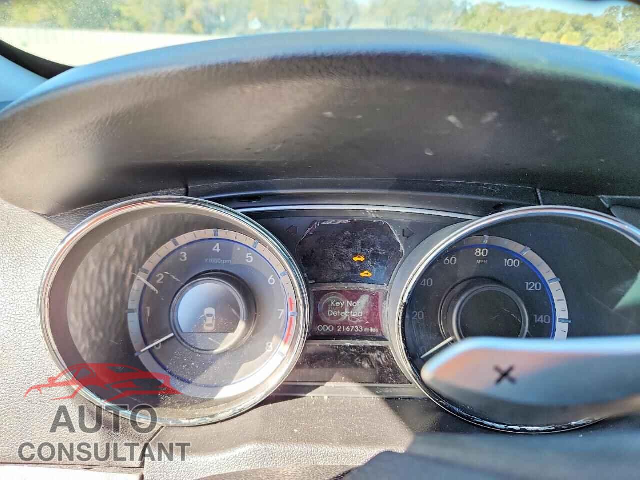 HYUNDAI SONATA 2013 - 5NPEC4AC2DH618006