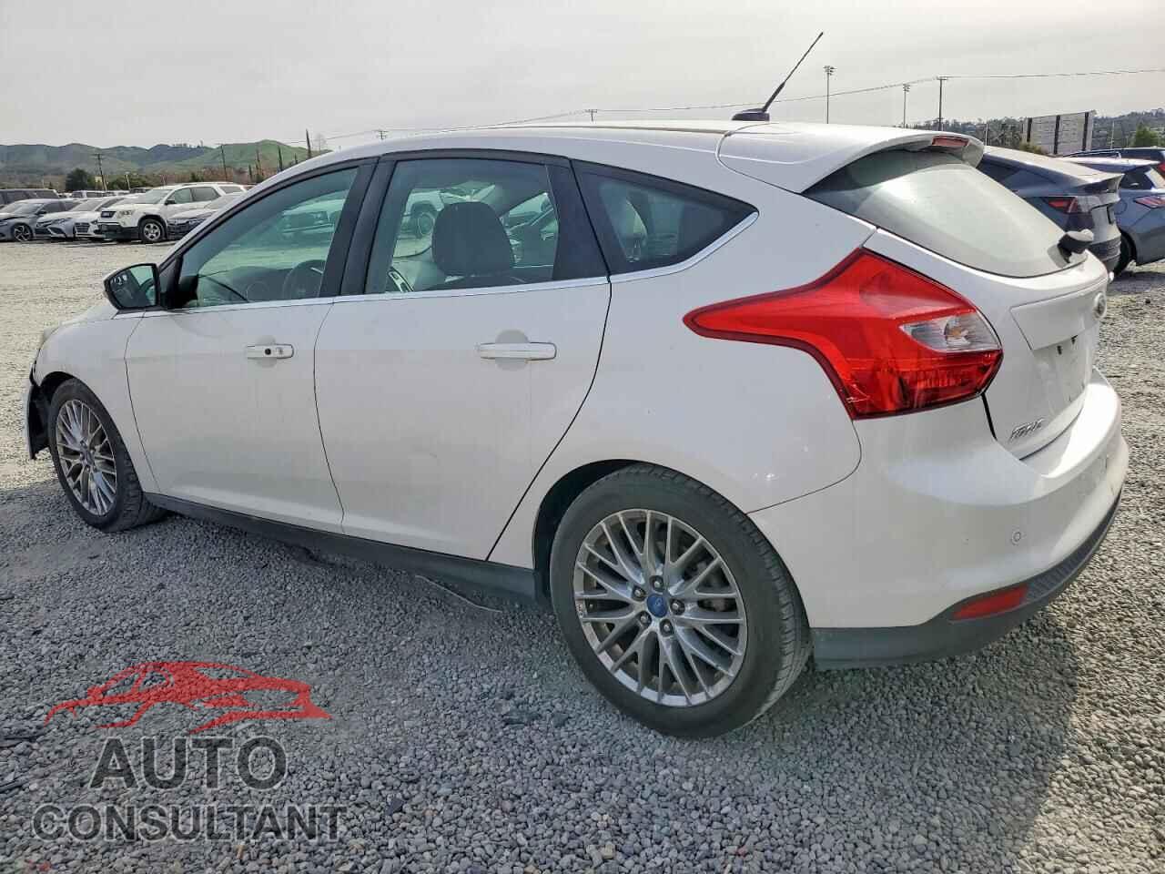 FORD FOCUS 2013 - 1FADP3N29DL211104
