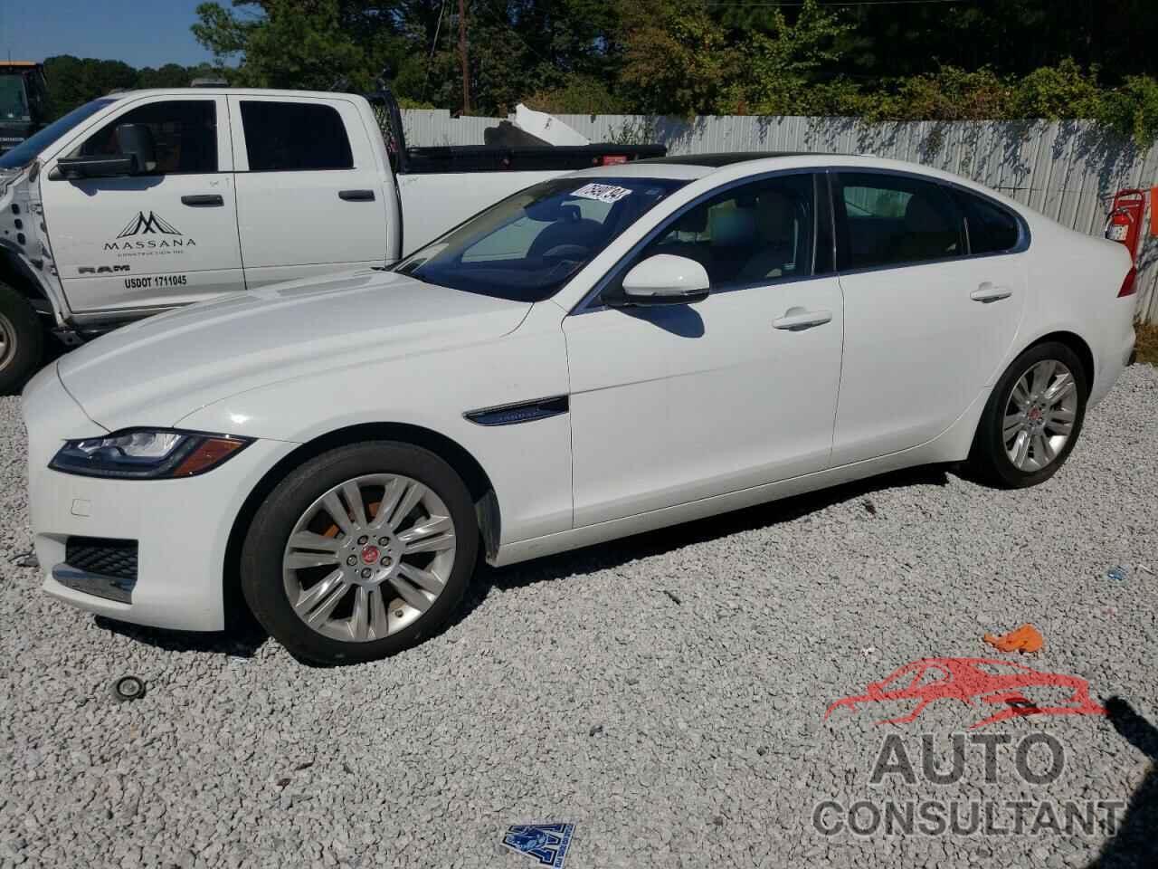 JAGUAR XF 2017 - SAJBD4BV1HCY29667