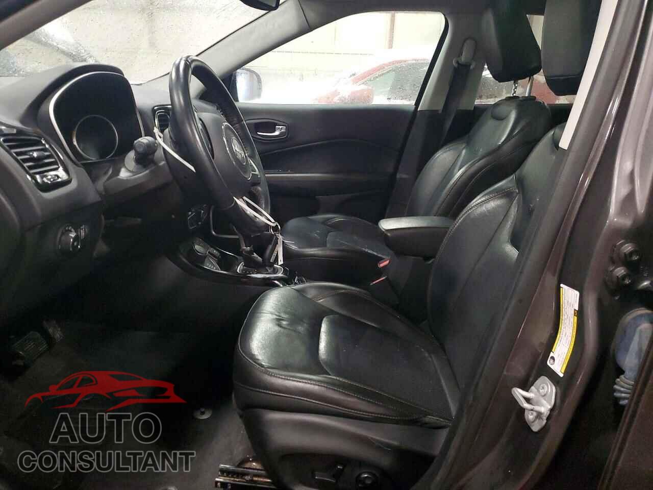 JEEP COMPASS 2018 - 3C4NJDCB7JT221932