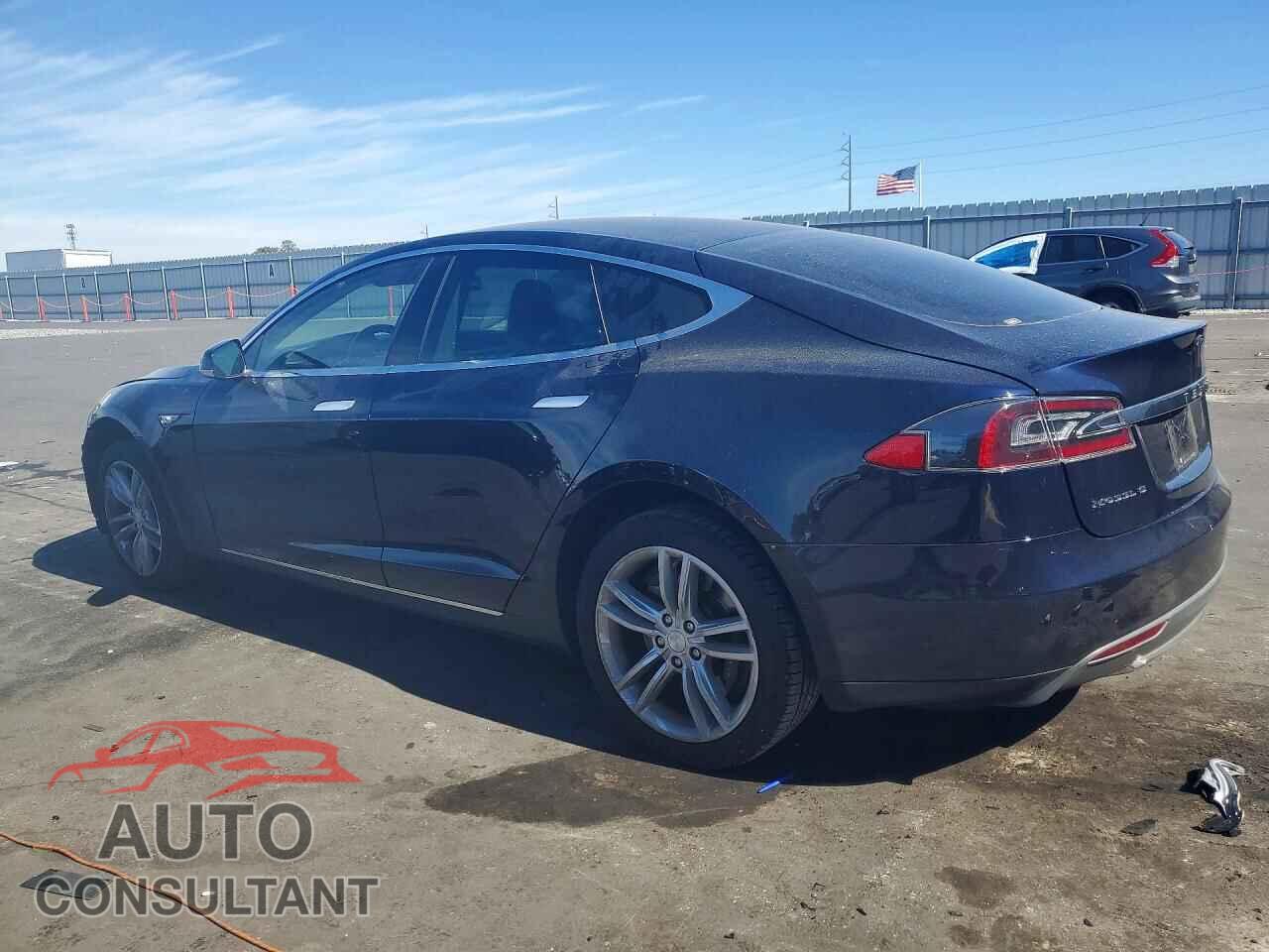 TESLA MODEL S 2013 - 5YJSA1CN0DFP12860