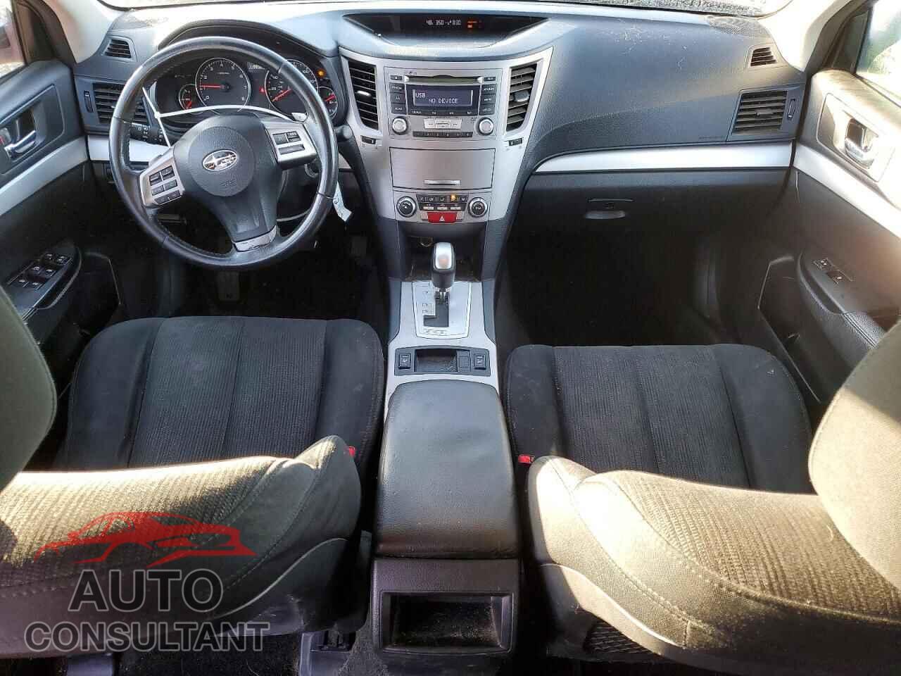 SUBARU OUTBACK 2013 - 4S4BRBGC5D3282033