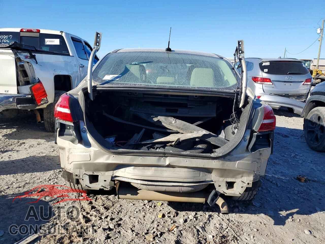 FORD FOCUS 2017 - 1FADP3F25HL336315