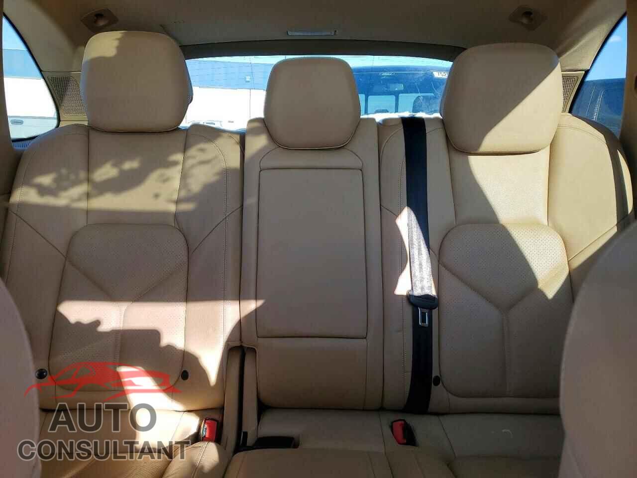 PORSCHE CAYENNE 2012 - WP1AE2A22CLA91145